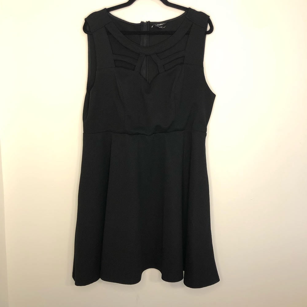 Torrid Black Cutout Textured Midi Dress Size 22